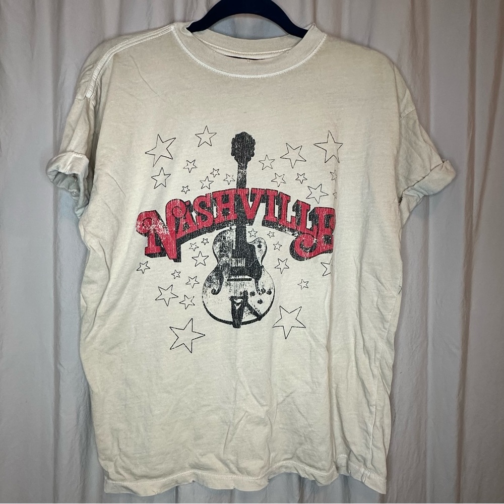 Girl Dangerous Nashville Graphic Tee in Cream and Red